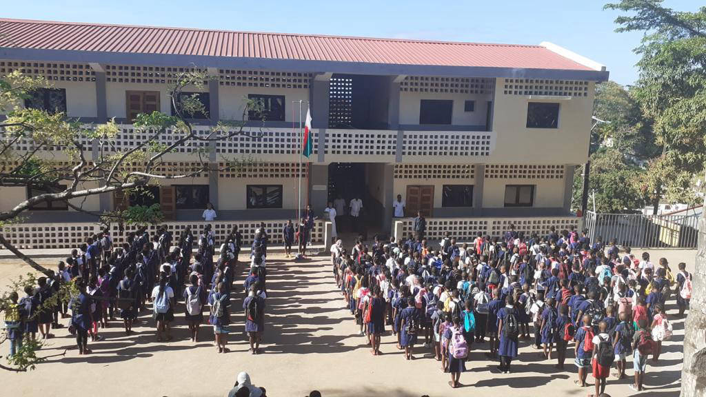 Bambini del Madagascar Tonga Soa - Festa di inizio scuola media