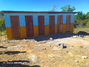 Bambini del Madagascar Tonga Soa - Completamento della scuola Andamonty